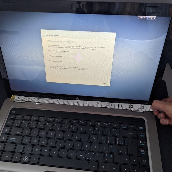 HP Laptop - Picture 4 of 4